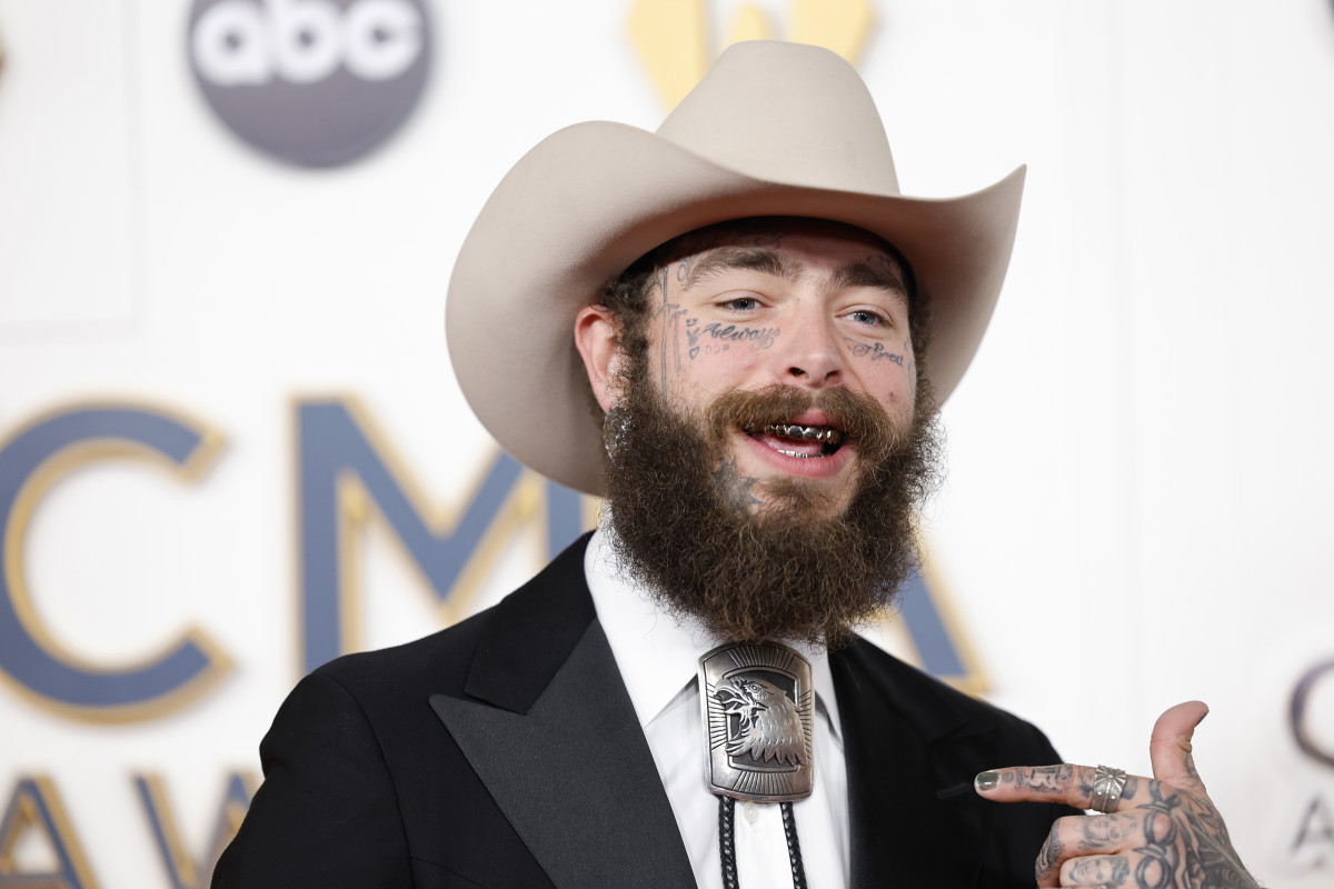 HIP HOP ZPĚVÁK POST MALONE VYDAL COUNTRY ALBUM DUETŮ!